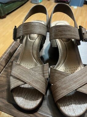 Life Stride Sandal Open Toe size 7.5